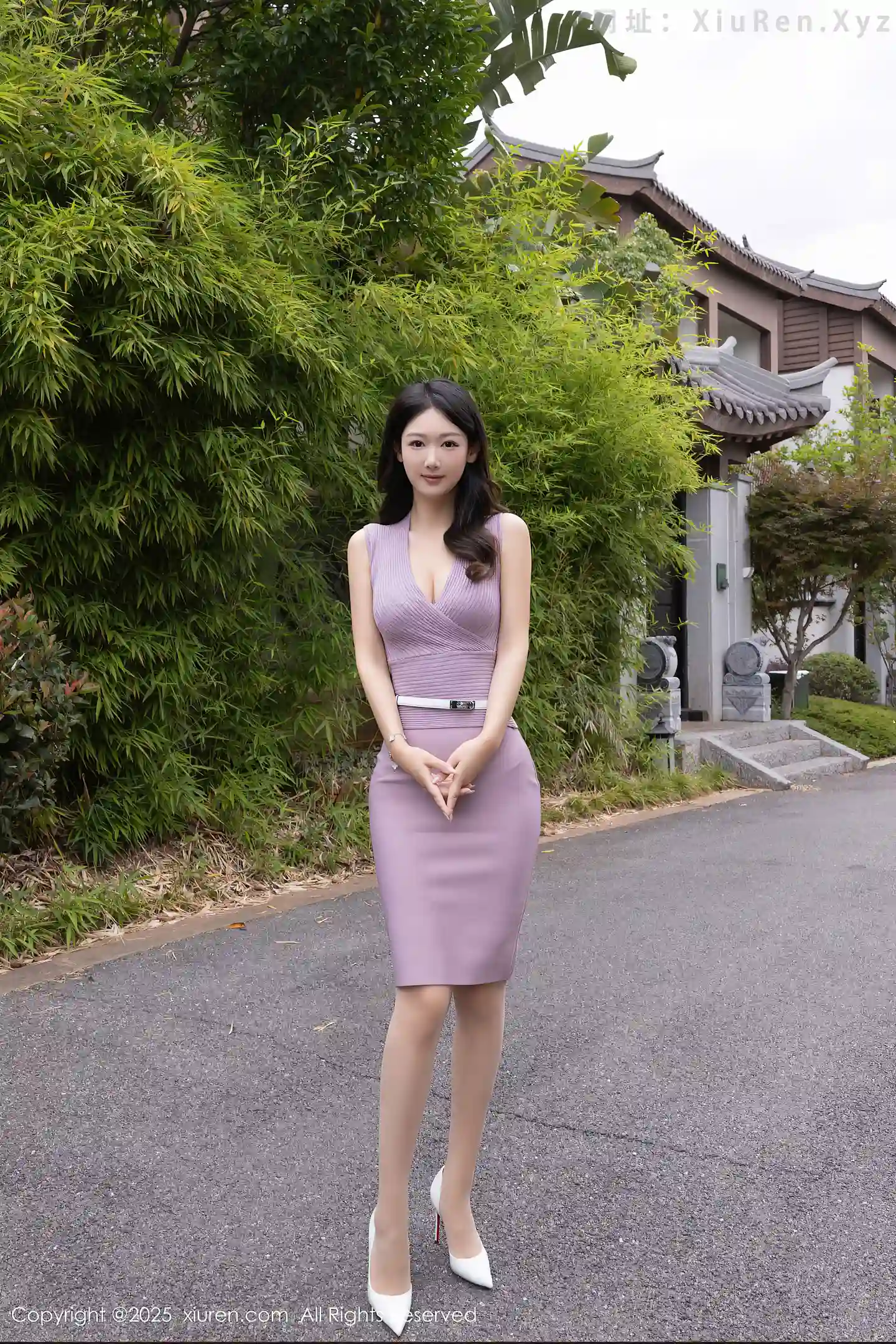 图片[3]-[XiuRen秀人网] VOL.10716 模特唐安琪性感紫色连衣裙露白色内衣配肉丝袜秀曼妙身姿诱惑写真82P-秀人网官方网站